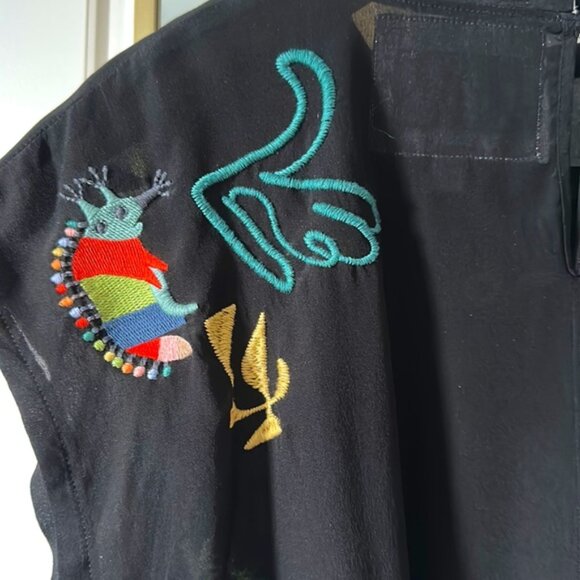 Johnny Was Biya Embroidered Silk Top with adjustable Tie-Back - Picture 6 of 8